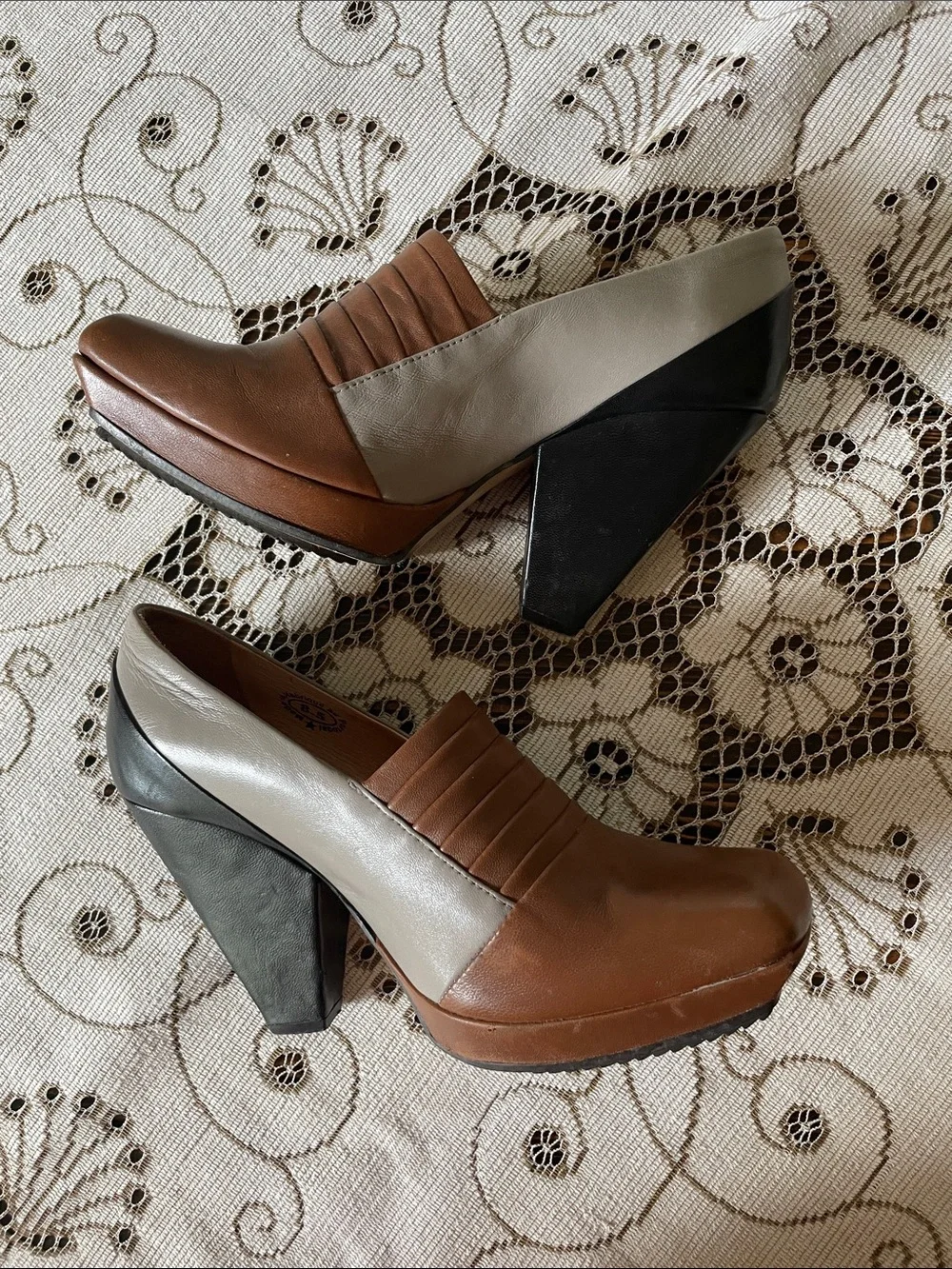 John Fluevog Portside Platform Heeled Tricolor Brown/Grey/Black - Size 38.5